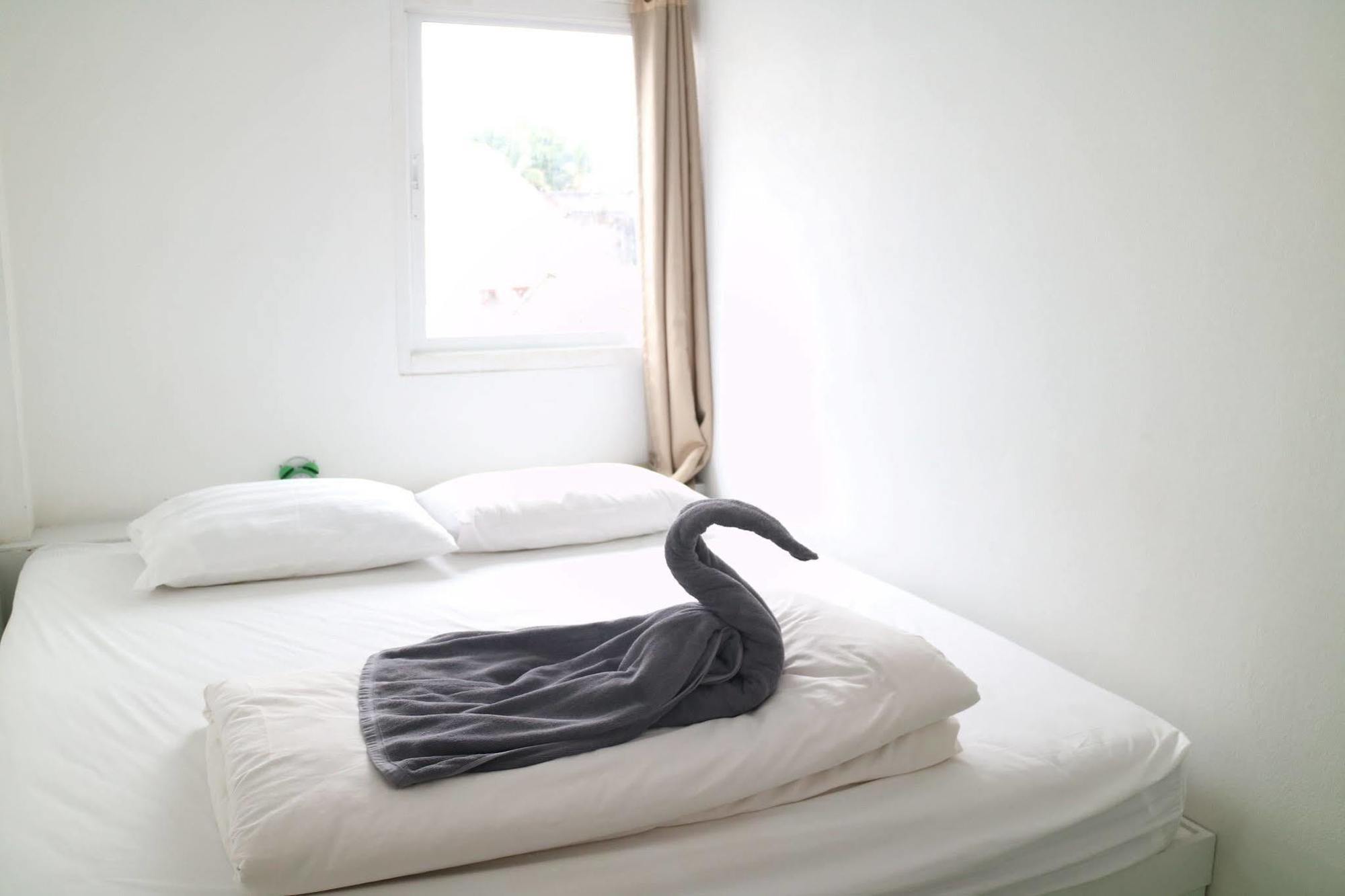 Best Stay Hostel Phuket Dış mekan fotoğraf